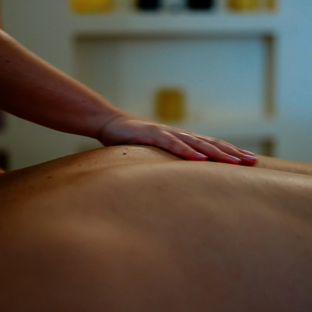 Full-body massage at Pasindora SPA in Râmnicu Vâlcea